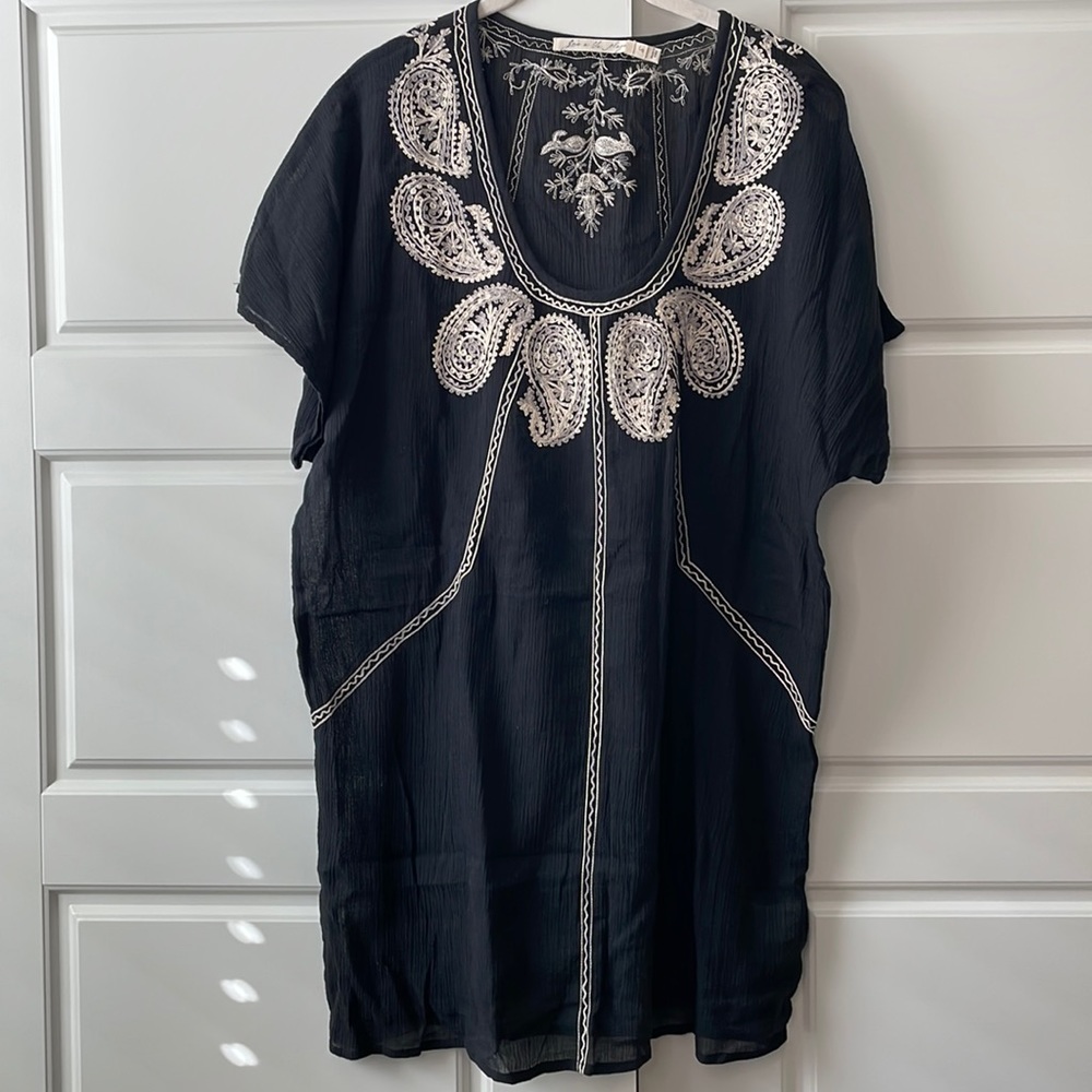 Joie swim coverup black paisley